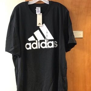 Adidas T-Shirt -Size 3XL